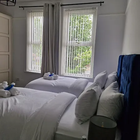 Grange House Budget Leeds (West Yorkshire)