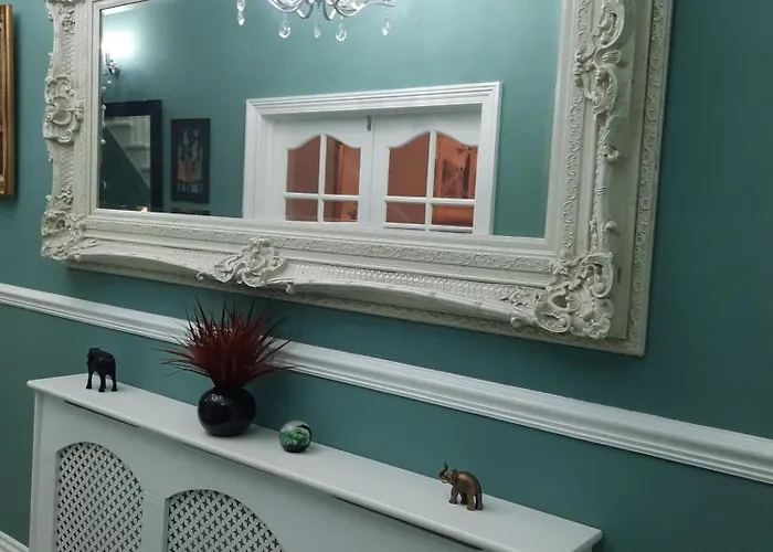 Grange House Budget Guest house