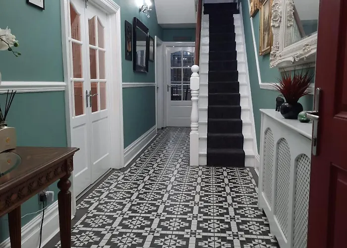 Grange House Budget Guest house