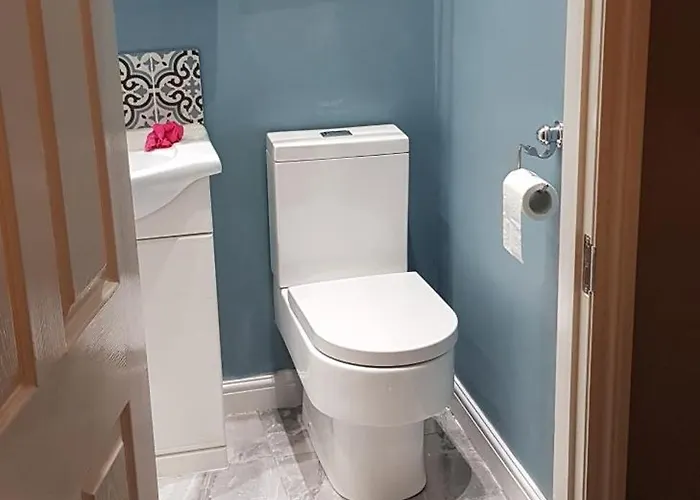 Grange House Budget Leeds (West Yorkshire)